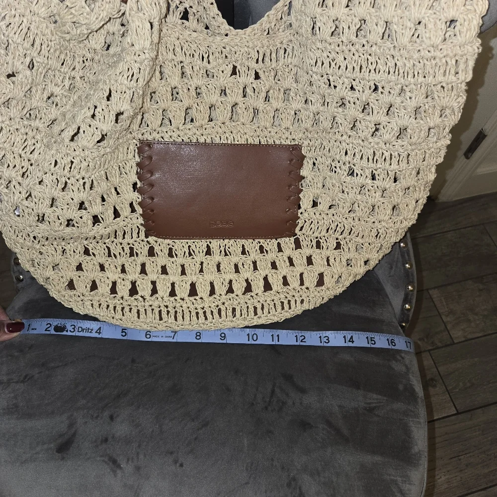 BCBG Generation Tan and Brown Raffia Tote Bag NEW - Picture 14 of 15